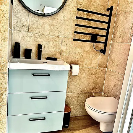 Semesterbostad Le Salamandra *