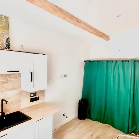 Semesterbostad Le Salamandra